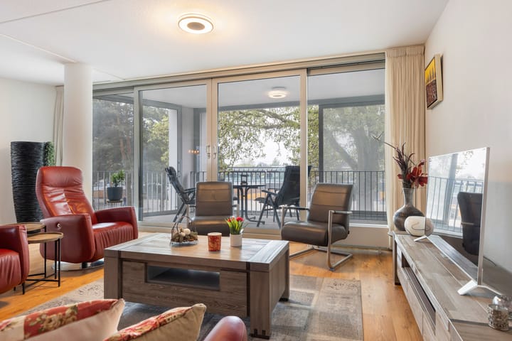 Foto 8 van Stationsplein 54