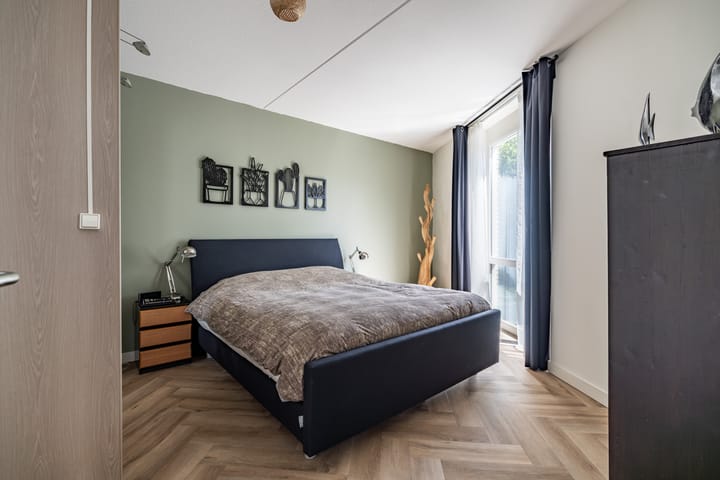 Foto 20 van Menswordingkreek 7