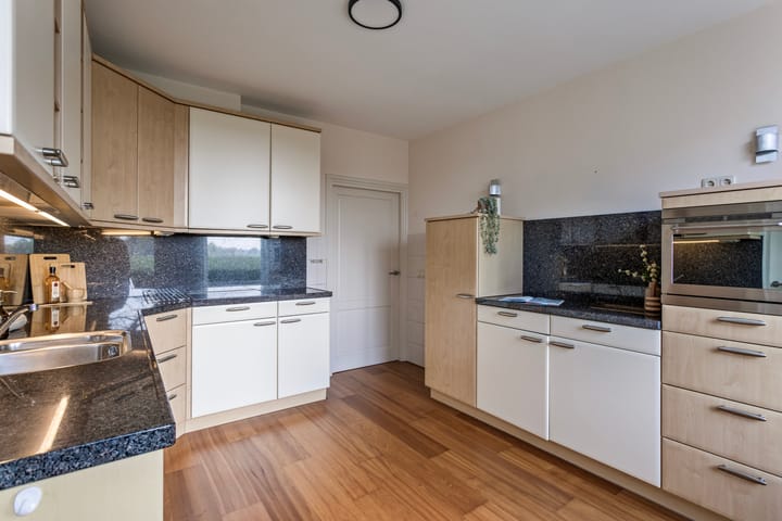 Foto 4 van Averbodeweg 11