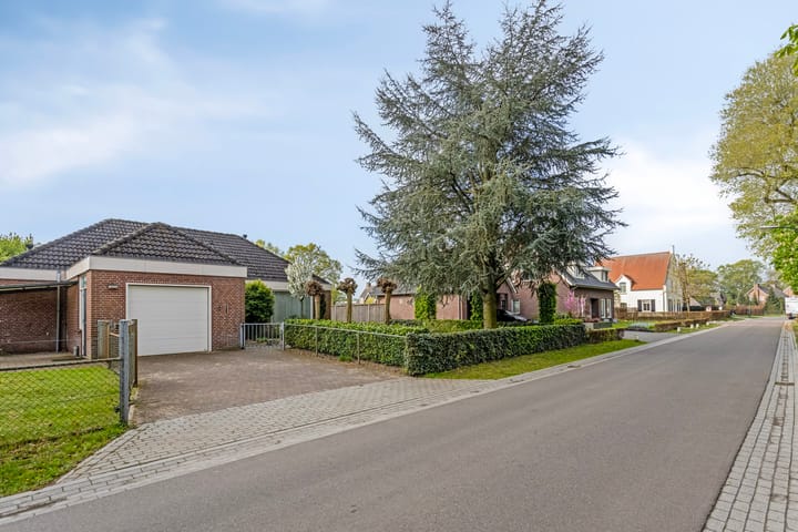 Foto 22 van Averbodeweg 11