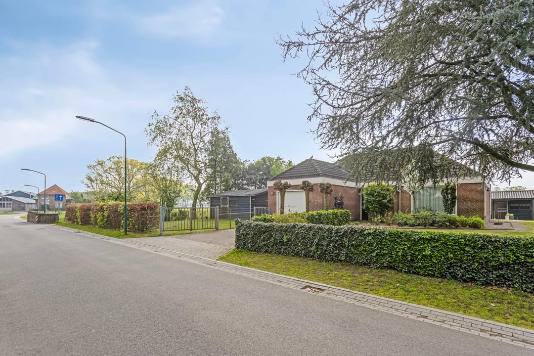 Foto 23 van Averbodeweg 11