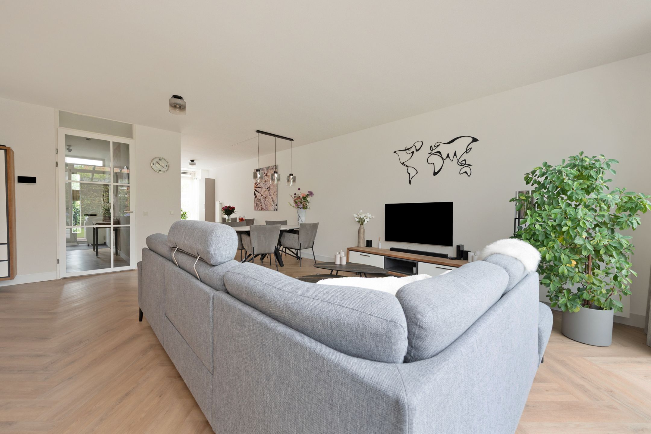 Foto 12 van Keizersmantel 4