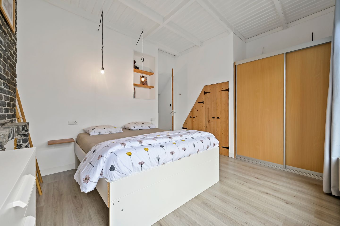 Photo 25 of Noordwijkstraat 10