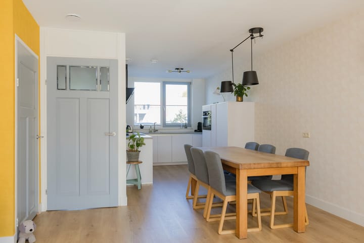 Foto 13 van Planetenweg 339