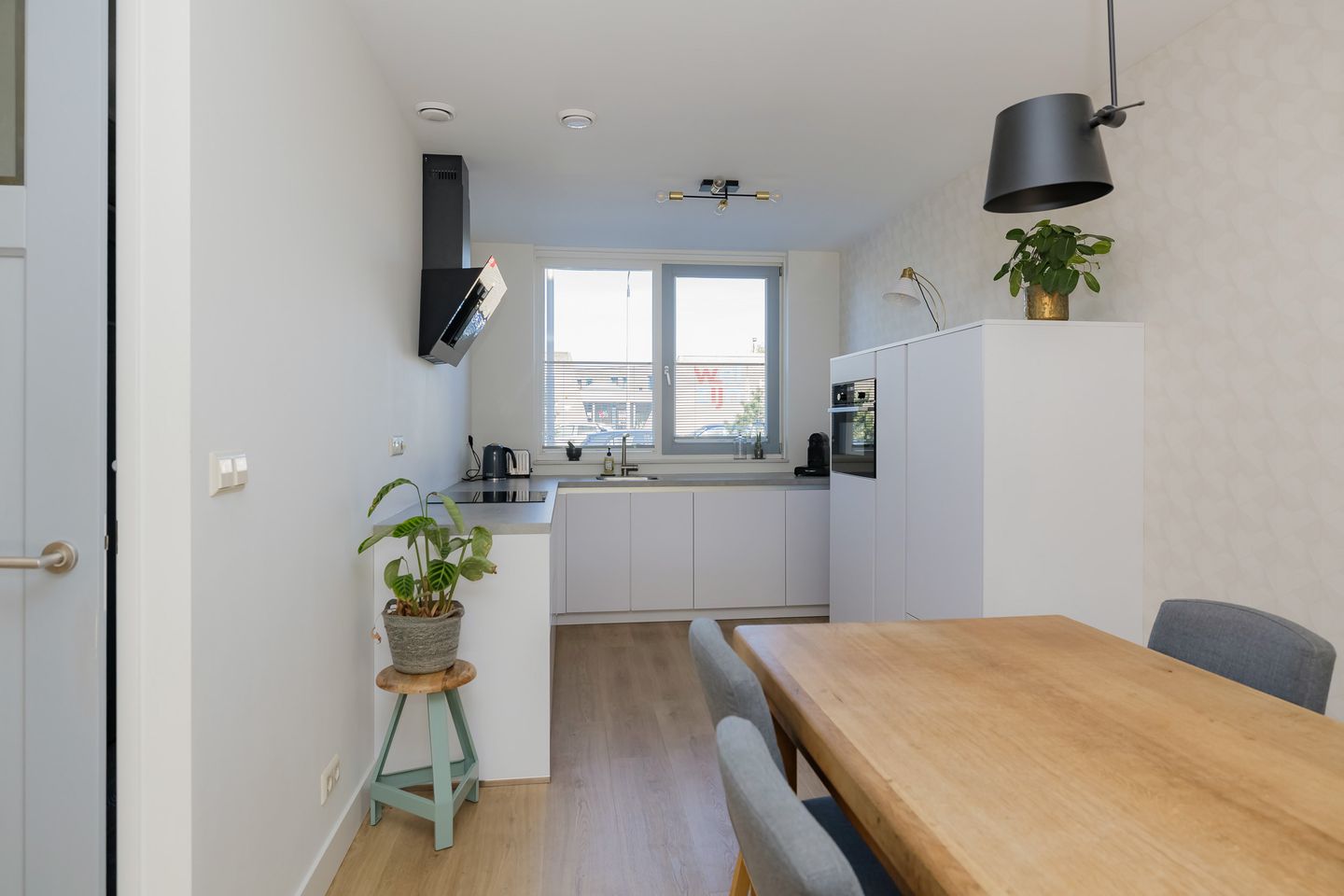 Foto 14 van Planetenweg 339