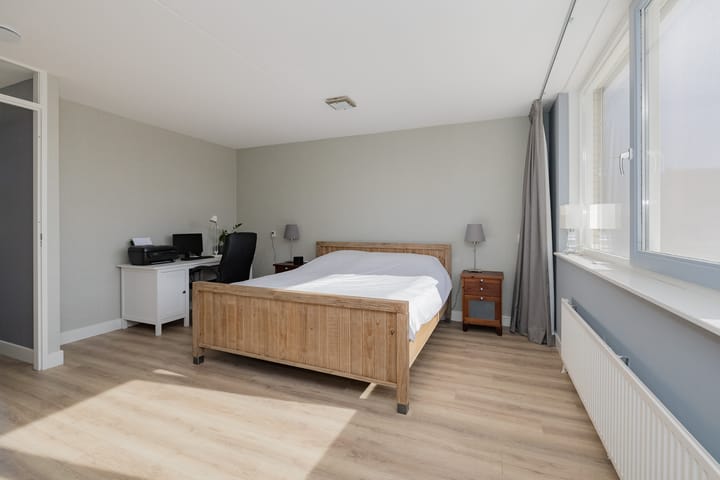 Foto 21 van Planetenweg 339