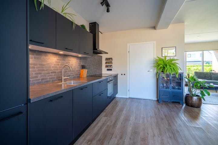 Foto 12 van Roerdompstraat 4