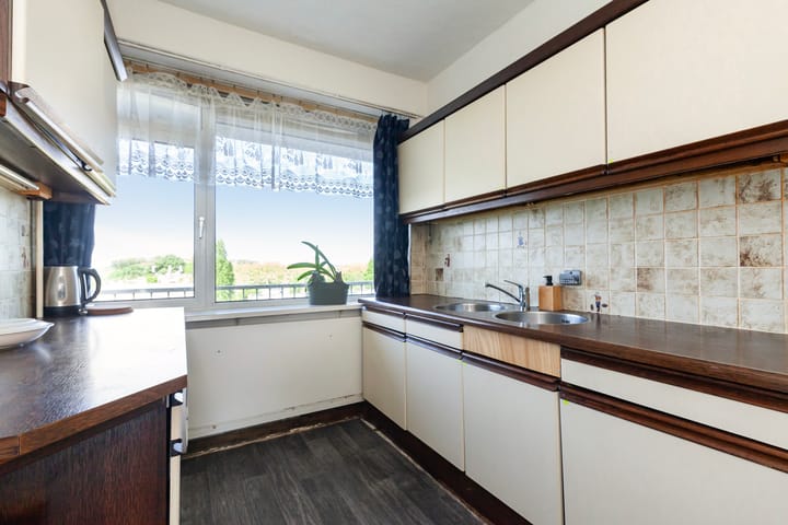 Foto 10 van Coornhertstraat 95