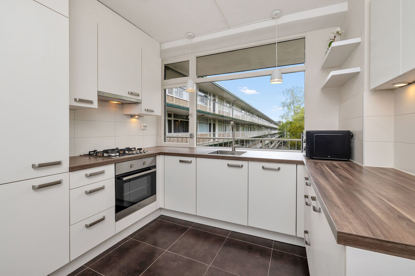 Photo 25 of Graaf Adolflaan 41-3