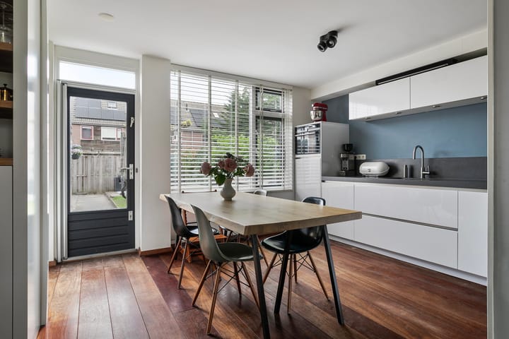 Foto 2 van Van Vredenburchlaan 104