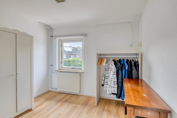 Foto 19 van van Ambestraat 5