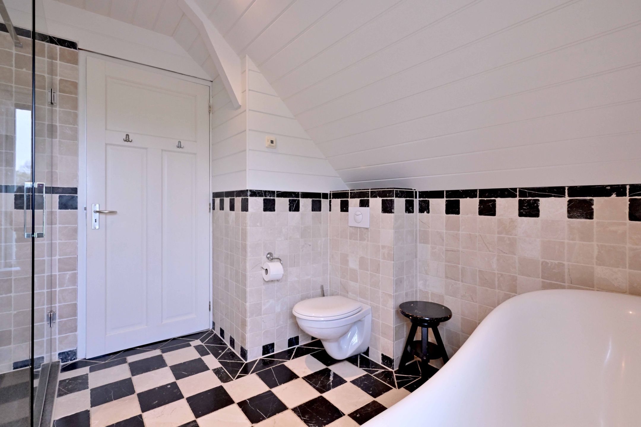 Foto 27 van Binnenweg 43