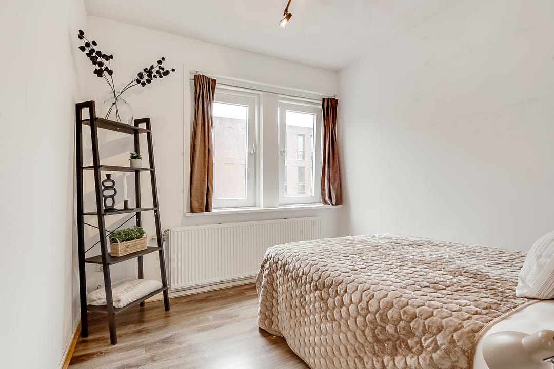 Foto 17 van Laan van Nieuw-Guinea 44-BS