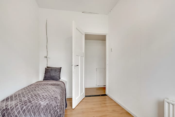 Foto 21 van Laan van Nieuw-Guinea 44-BS