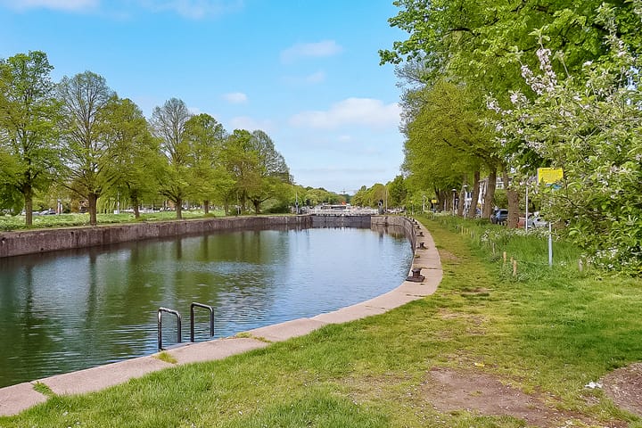 Foto 27 van Laan van Nieuw-Guinea 44-BS