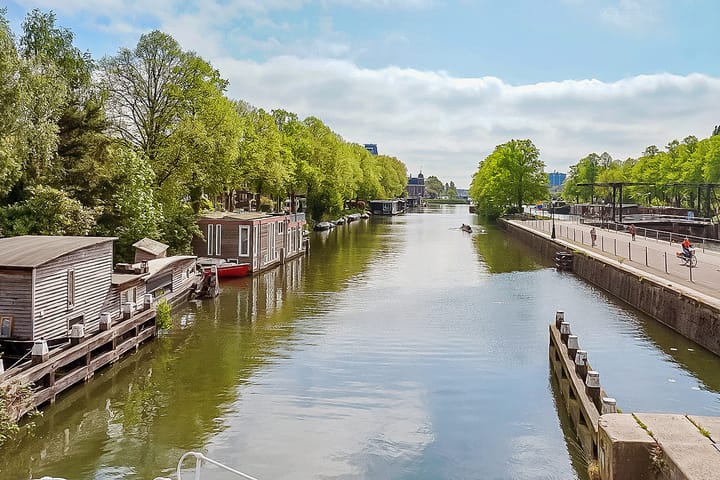 Foto 28 van Laan van Nieuw-Guinea 44-BS