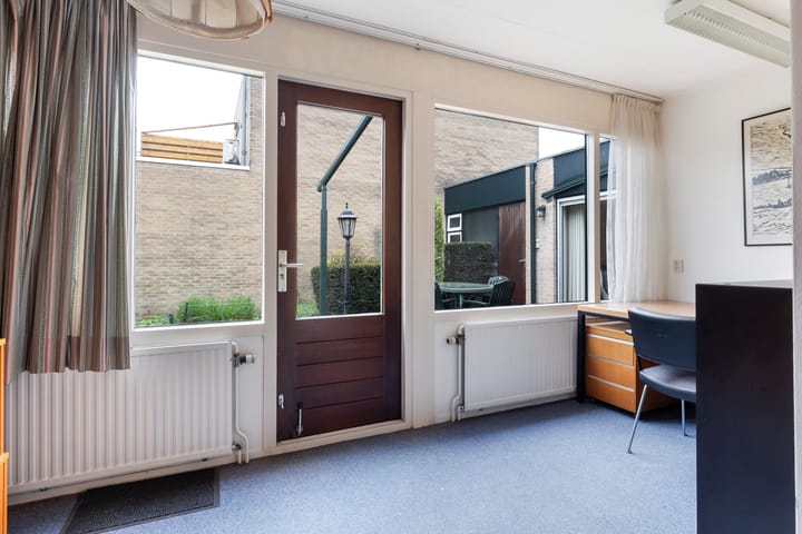 Photo 22 of Mignonstraat 1