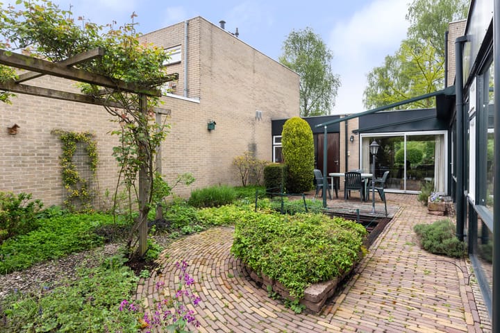 Photo 35 of Mignonstraat 1