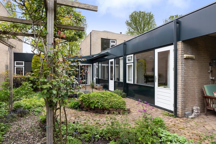 Photo 36 of Mignonstraat 1