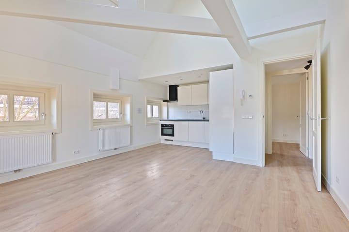 Photo 5 of Reinier Claeszenstraat 75-4