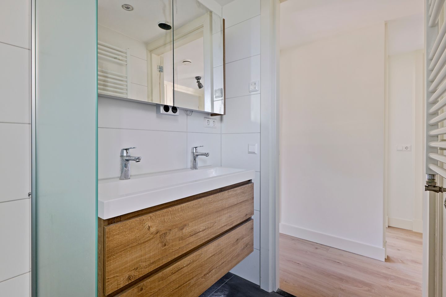 Photo 19 of Reinier Claeszenstraat 75-4