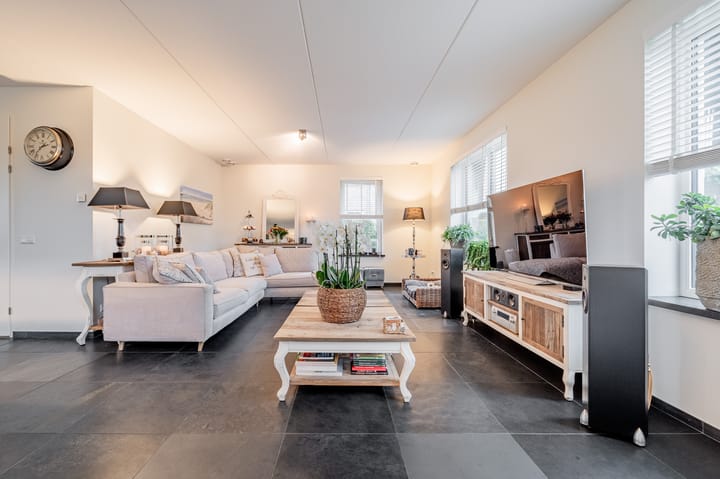 Foto 11 van Voorhouterweg 69-A