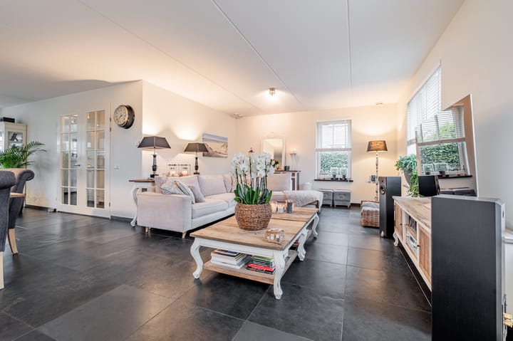 Foto 13 van Voorhouterweg 69-A