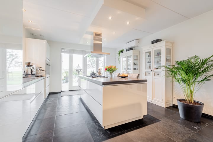 Foto 19 van Voorhouterweg 69-A