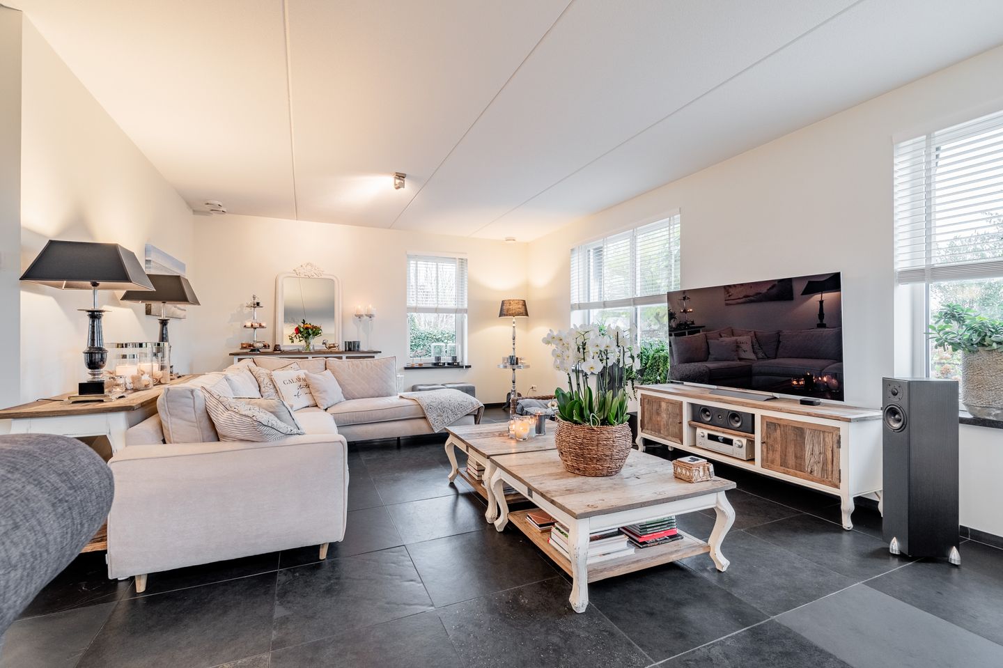 Foto 14 van Voorhouterweg 69-A