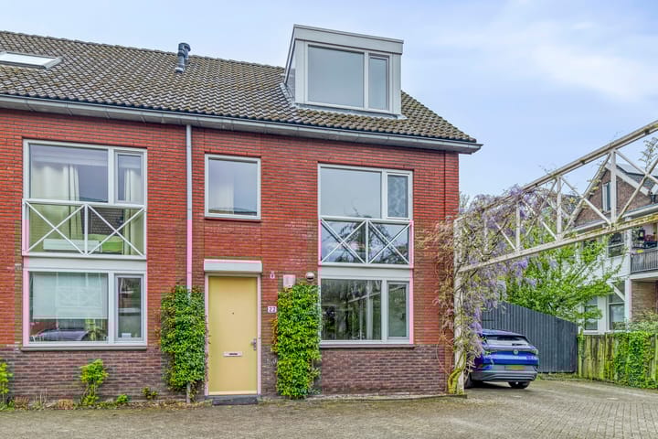 Foto 5 van Leni Sarishof 22