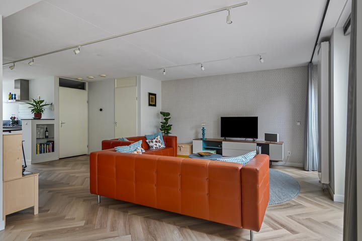 Foto 17 van Leni Sarishof 22