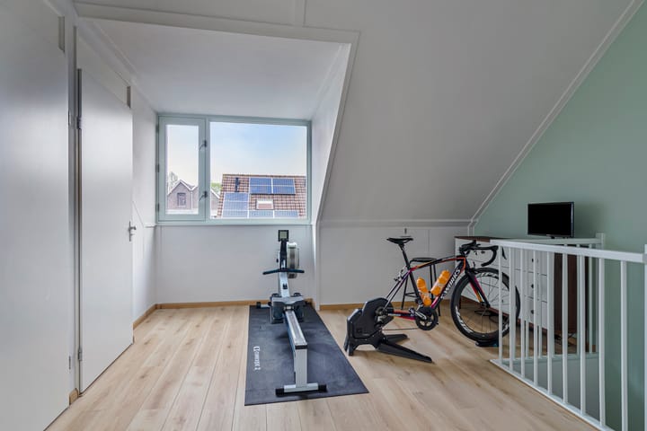 Foto 34 van Leni Sarishof 22