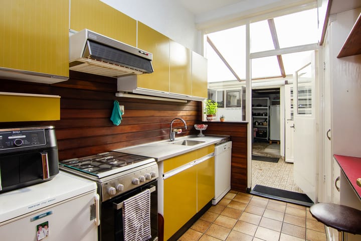 Foto 16 van Weeresteinstraat 144