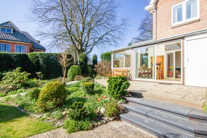 Foto 19 van Weeresteinstraat 144