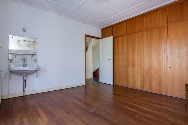 Foto 33 van Weeresteinstraat 144