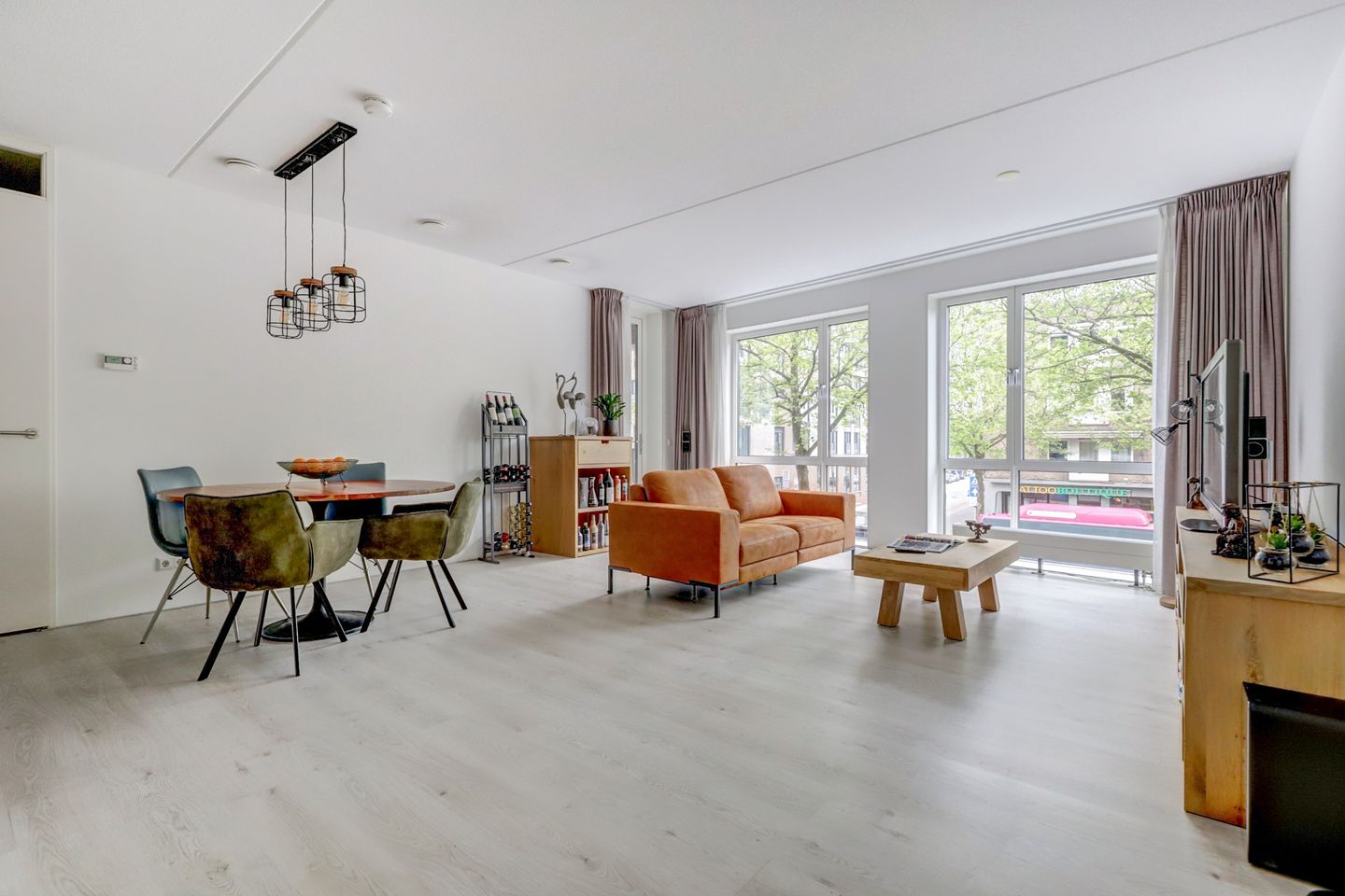 Foto 10 van Plein 1944 84-B