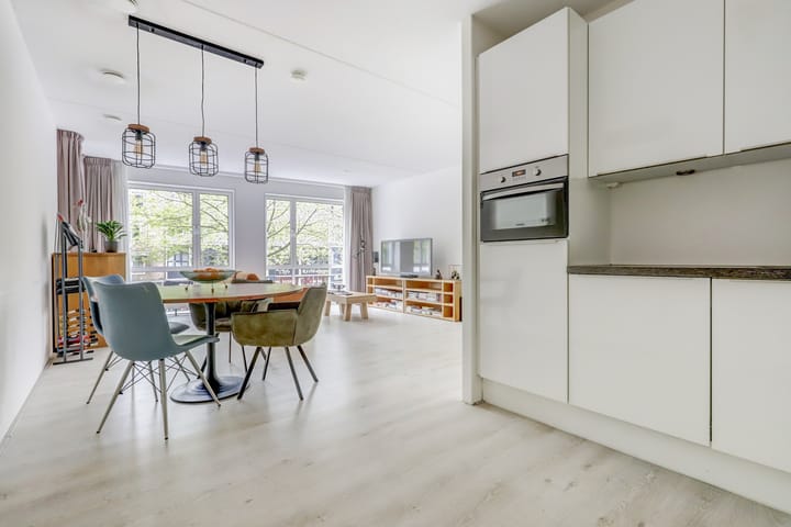 Foto 21 van Plein 1944 84-B