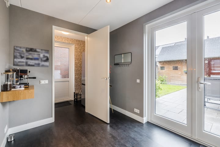 Photo 19 of Iepenlaan 40