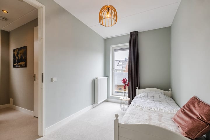 Photo 38 of Iepenlaan 40