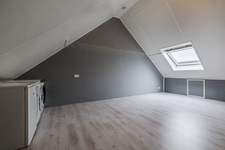 Photo 41 of Iepenlaan 40