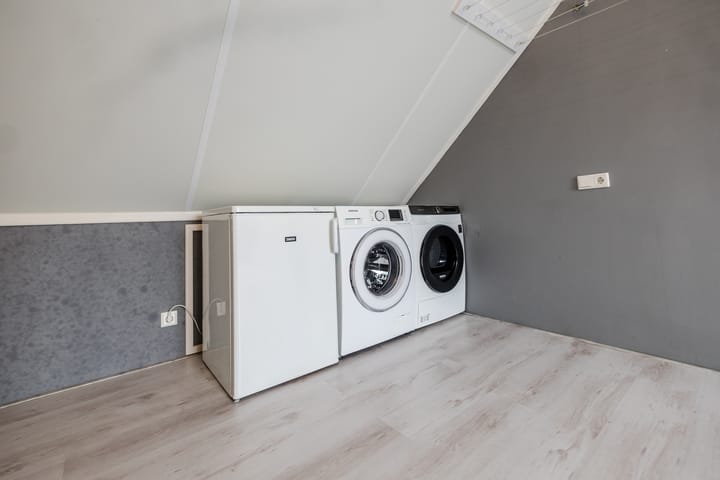 Photo 42 of Iepenlaan 40