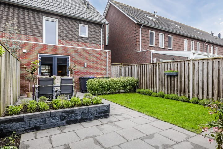 Photo 52 of Iepenlaan 40