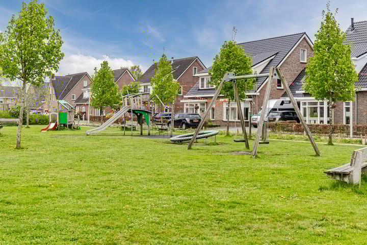 Photo 56 of Iepenlaan 40