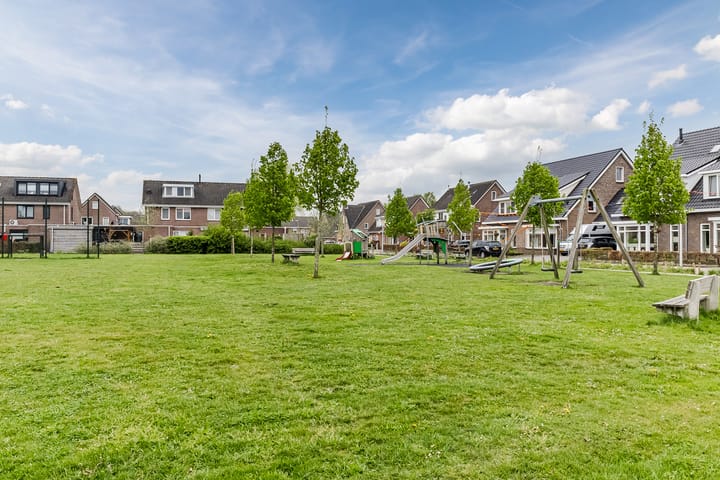 Photo 57 of Iepenlaan 40