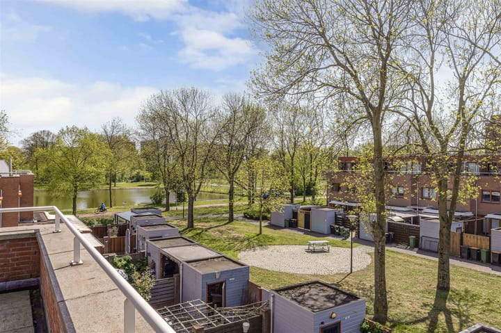 Foto 37 van van den Broekestraat 14