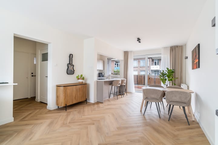 Foto 8 van Monseigneur van Steelaan 238