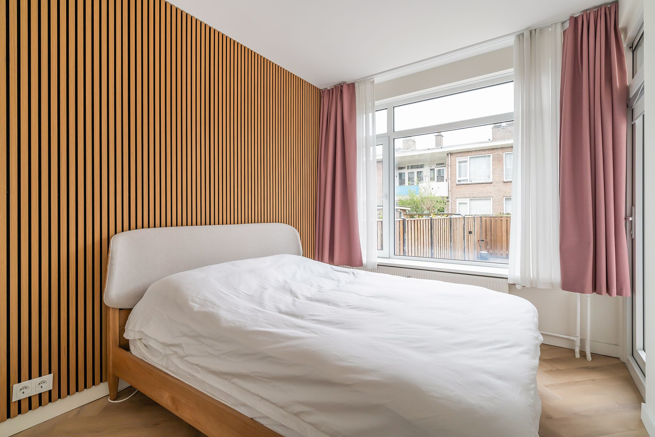 Foto 15 van Monseigneur van Steelaan 238