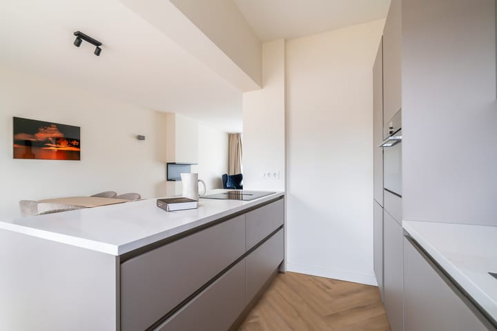 Foto 5 van Monseigneur van Steelaan 238