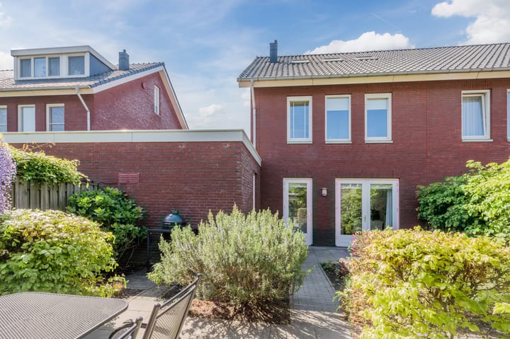 Foto 6 van Koninginnenpage 9