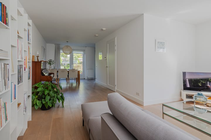 Foto 12 van Koninginnenpage 9